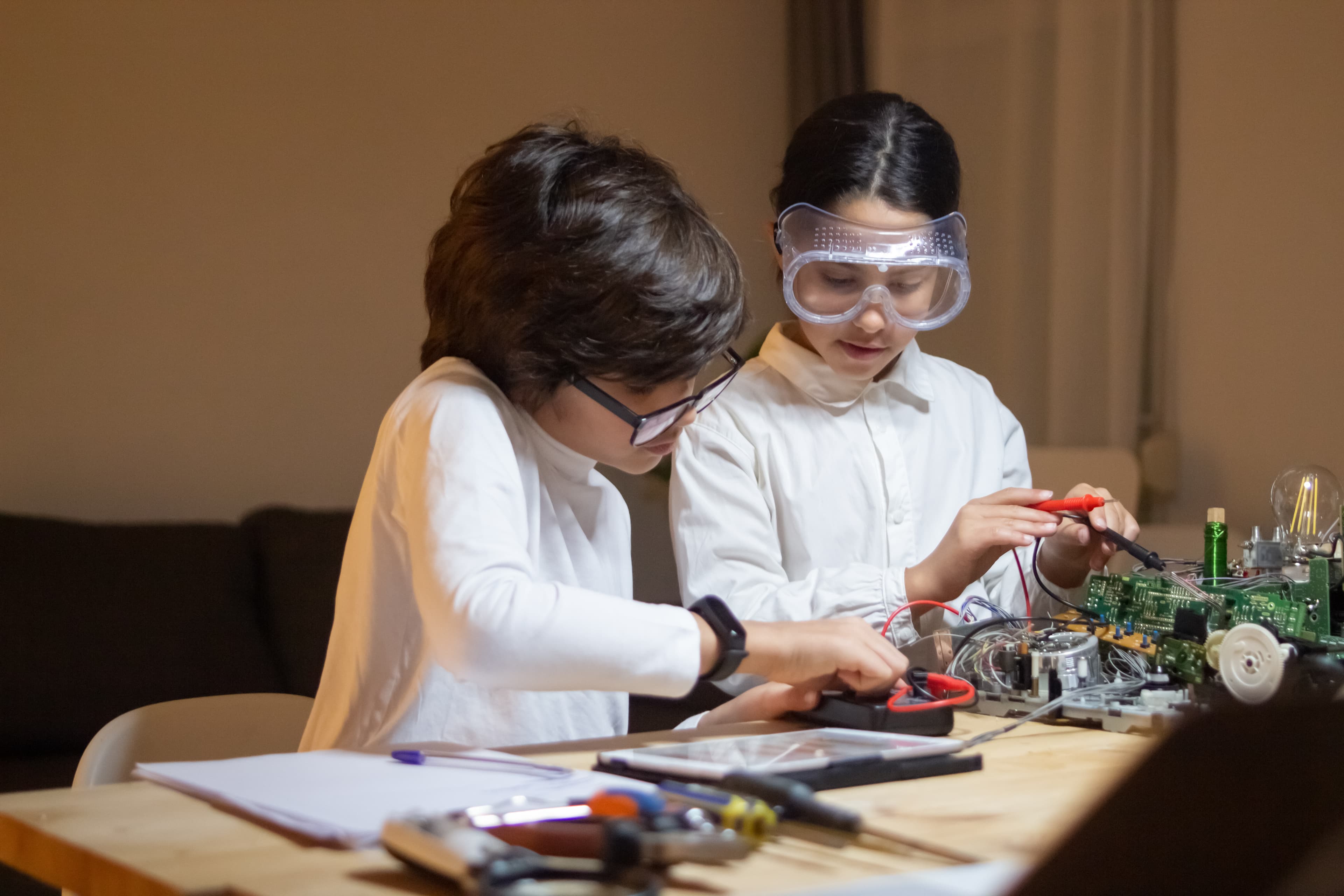 تاریخ شروع مدرسه خلاقیت